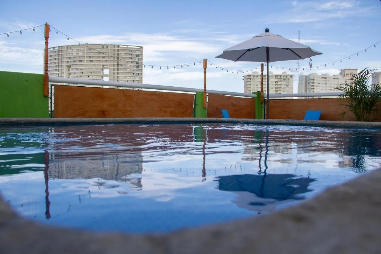 Guest house Hostal Mana Cancun